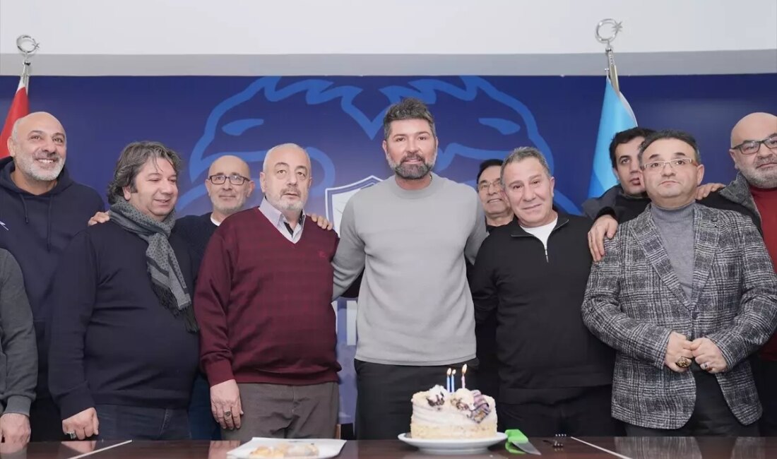 Erzurumspor FK Teknik Direktörü Hakan Kutlu, ikinci yarının değerlendirmesini yaparak