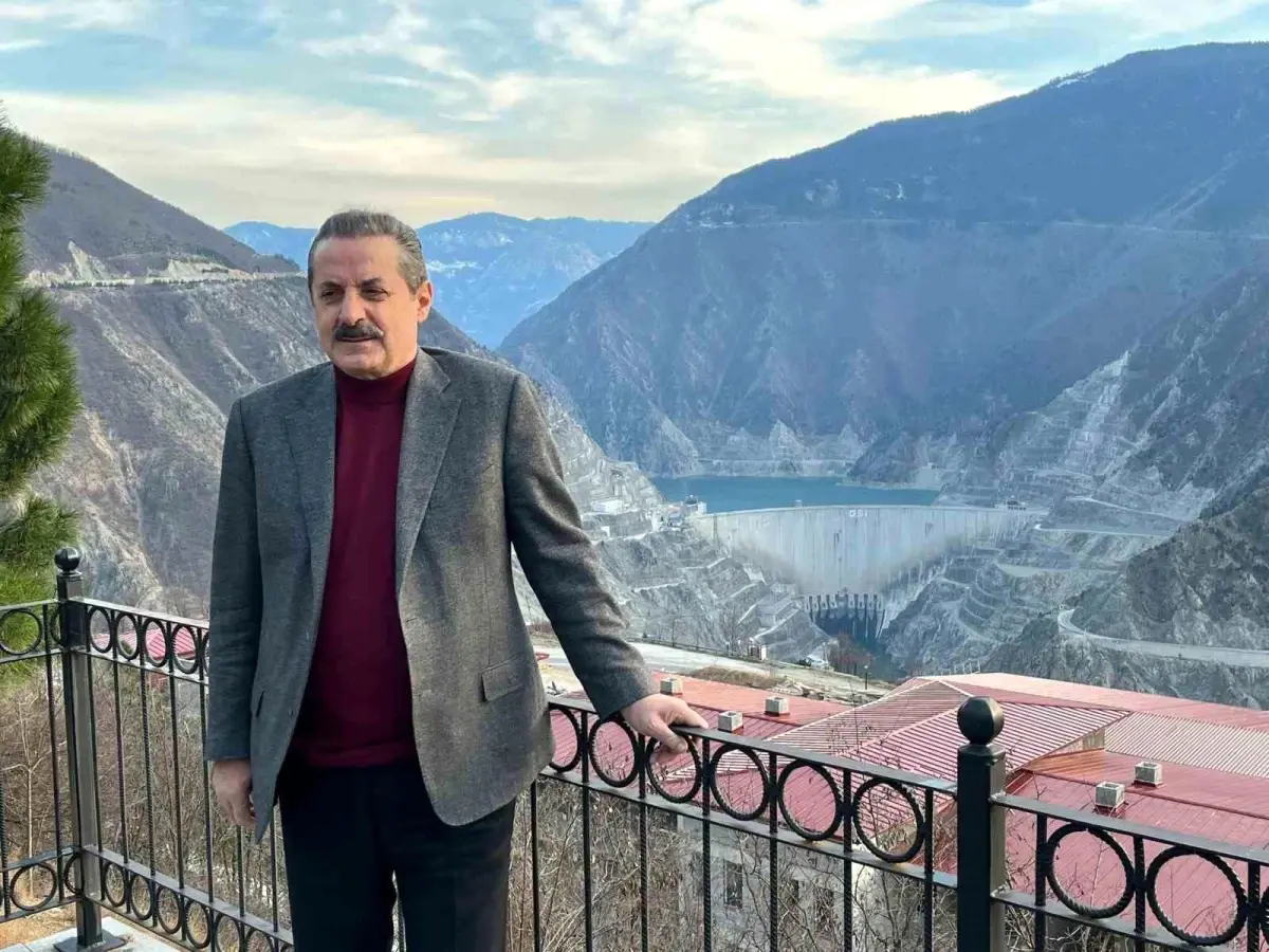 Faruk Çelik, CHP'ye yönelik sert eleştirilerde bulunarak parti politikalarını ve