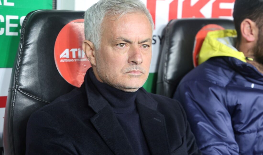 Fenerbahçe, Konyaspor ile Süper Lig mücadelesinde galibiyet peşinde! Bu heyecan