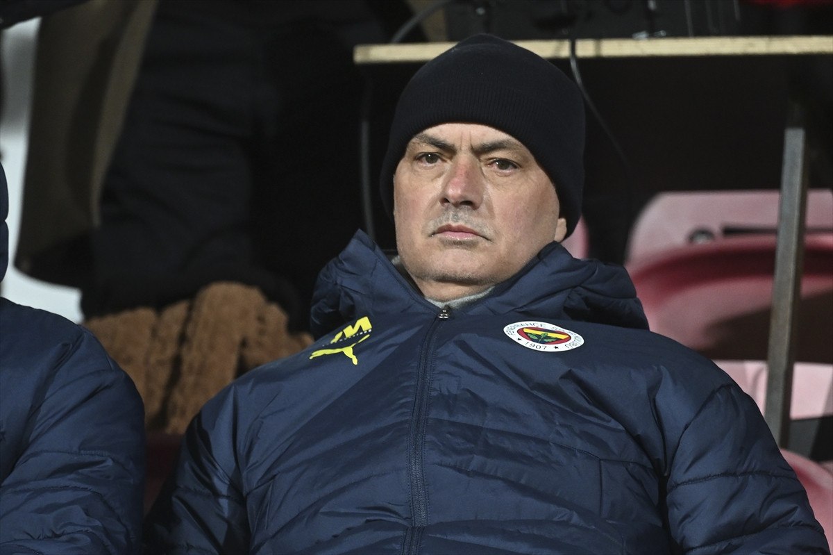 Fenerbahçe, Midtjylland ile 2-2 Beraberlik Sağladı; Mourinho'dan Açıklamalar