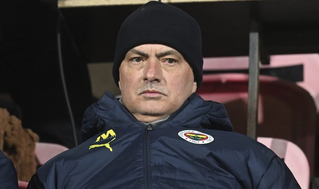 Fenerbahçe, UEFA Avrupa Ligi'nde Midtjylland ile 2-2 berabere kalarak önemli