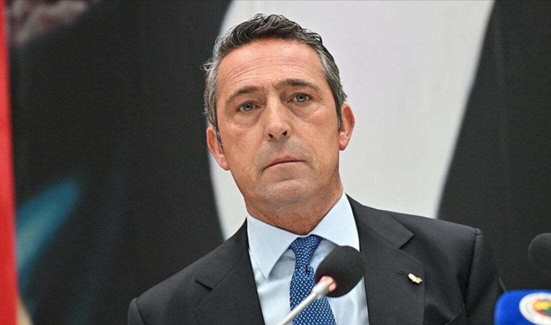 Fenerbahçe, Göztepe ile oynayacakları maç öncesi Galatasaray'dan yapılan açıklamalara gece