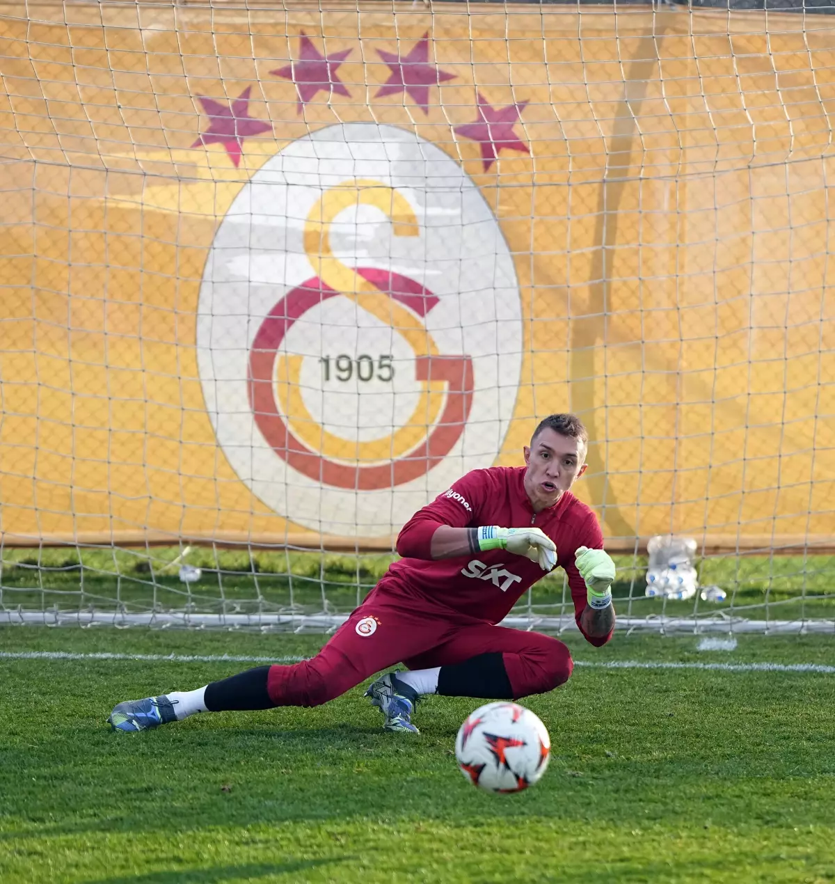 Galatasaray ve Ajax arasında gerçekleşecek heyecan dolu maç için hazırlıklar