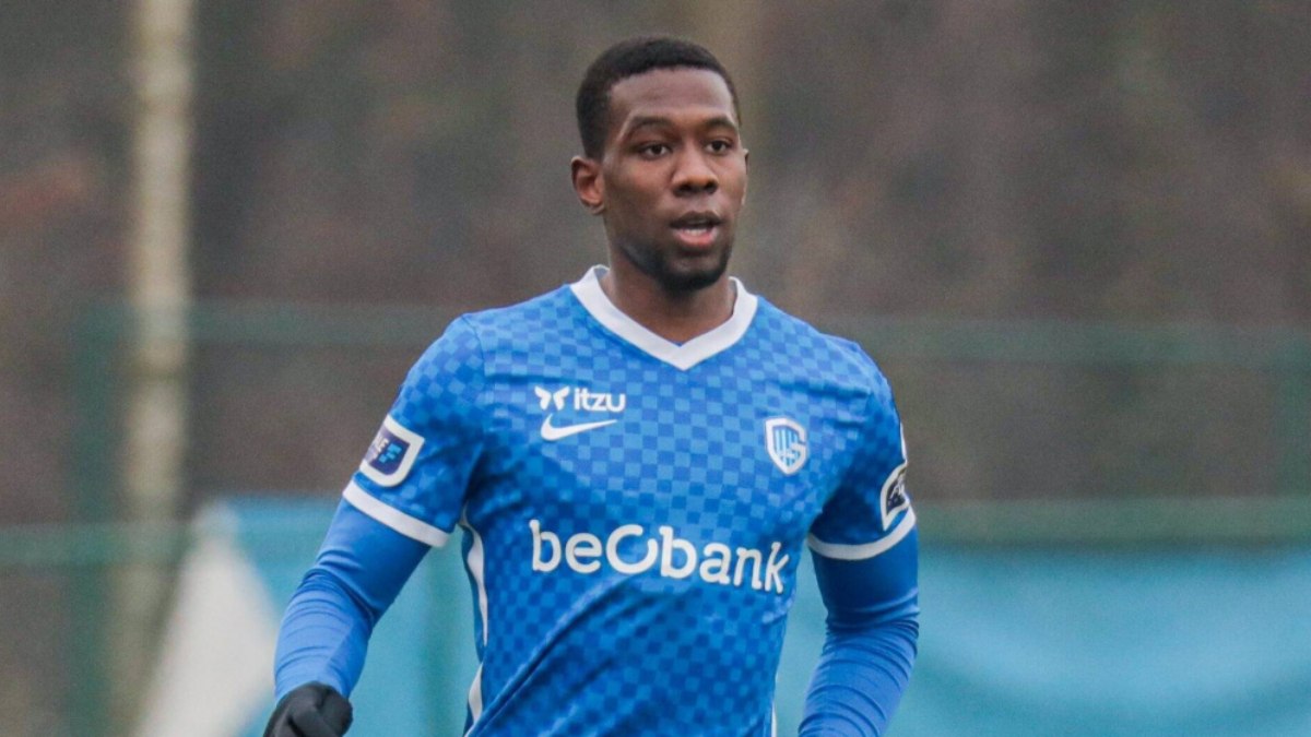 Galatasaray, genç savunma oyuncusu Carlos Cuesta'yı transfer listesine aldı. Bu