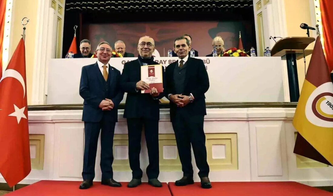 Galatasaray Divan Kurulu, yeni üyeleri için özel bir berat töreni