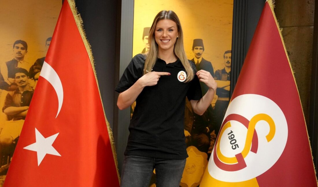 Galatasaray Kadın Voleybol Takımı, yıldız oyuncusu Britt Bongaerts ile sözleşmesini