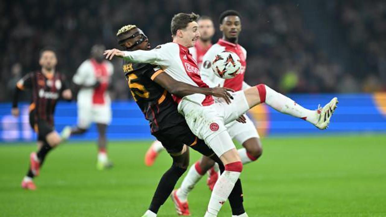 Galatasaray ve Ajax karşılaşmasında Osimhen'in ceza durumu, maçın seyrini etkileyen