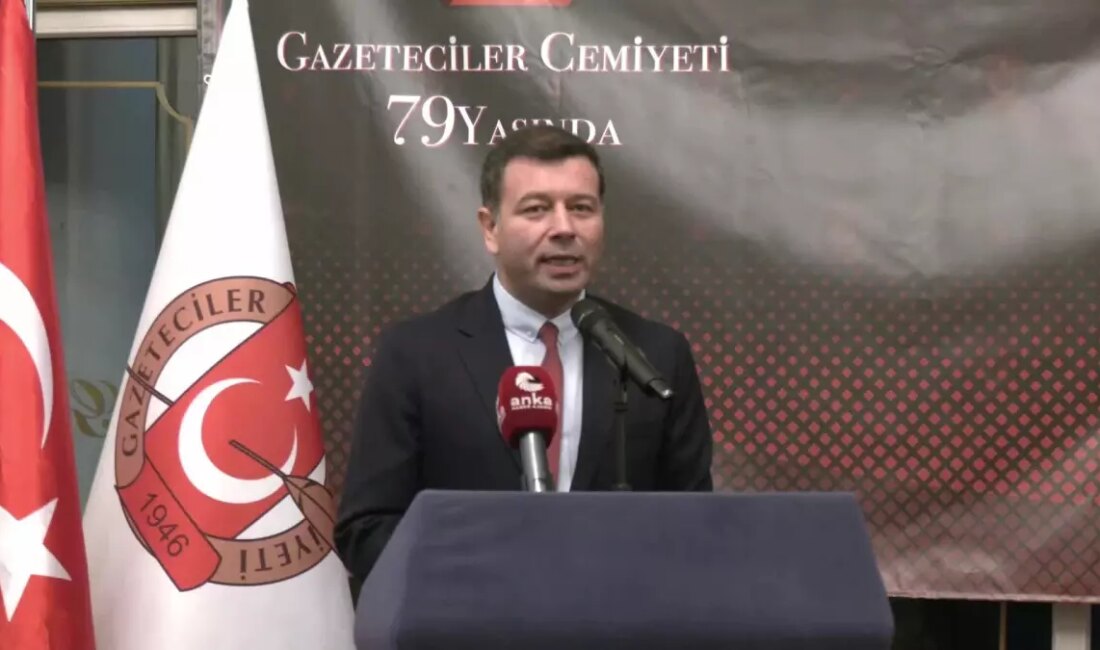 Gazeteciler Cemiyeti, 2024 Meslek Onur Ödülü'nü başarılı gazeteci Şükran Soner'e