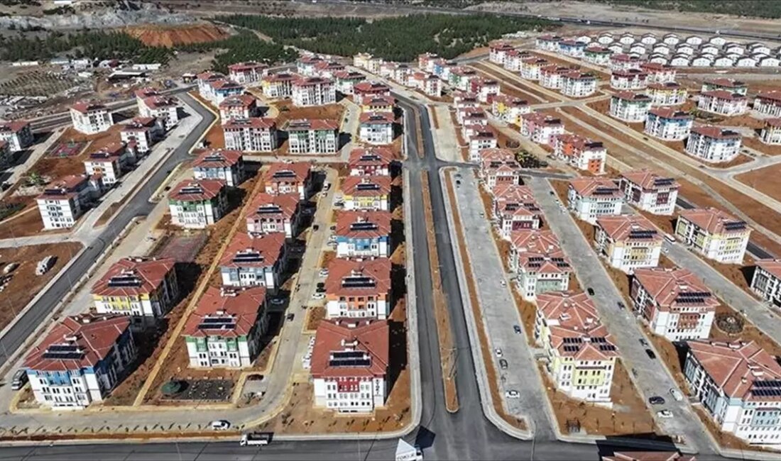 Gaziantep'te 1535 konut ve 52 iş yeri sahipleriyle buluşuyor. Şehrin