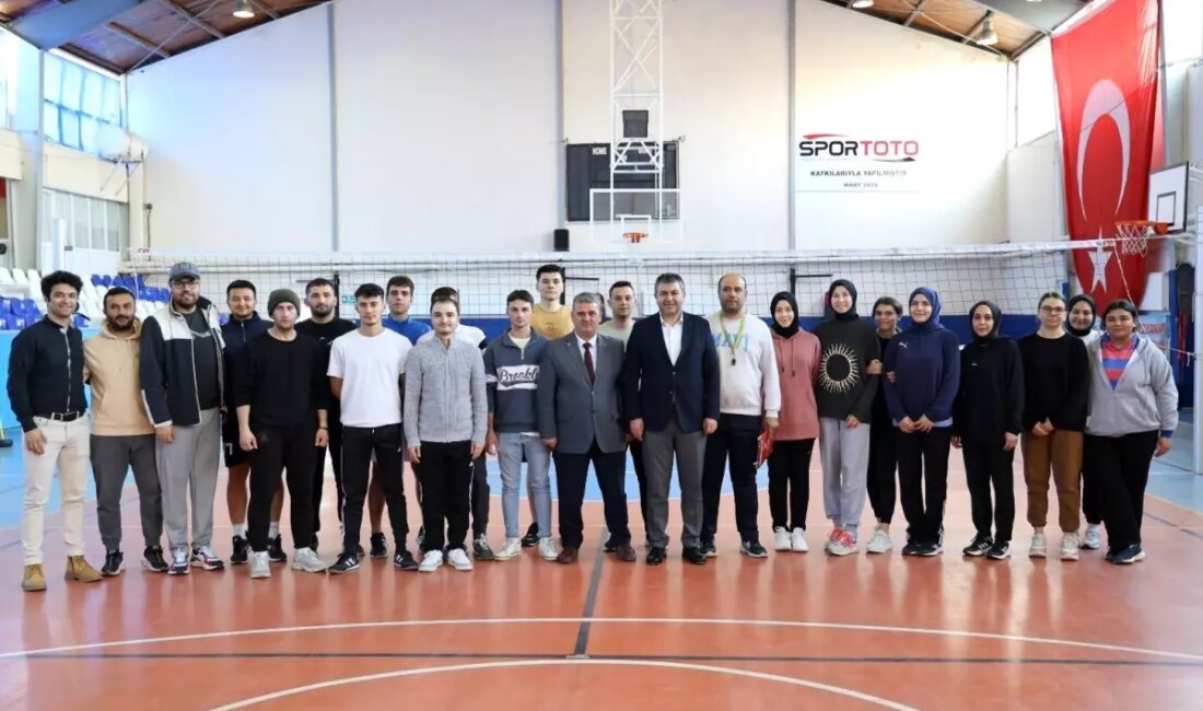Gediz'de polis adaylarına yapılan destek ziyareti, gençlerin güvenlik alanındaki kariyer