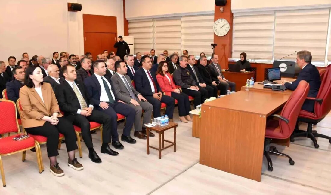 Gümüşhane'de 2024 yılı için ilk İl Koordinasyon Kurulu toplantısı gerçekleştirildi.