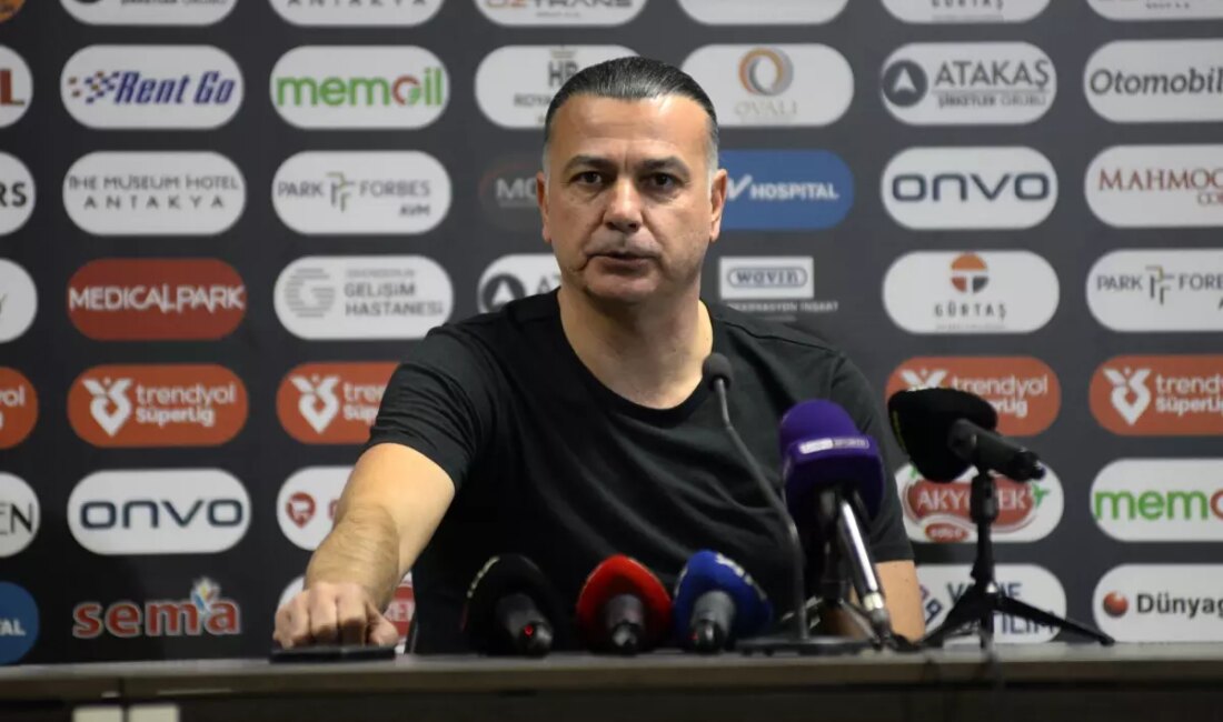 Hatayspor ve Galatasaray arasında oynanan maçta, iki takım da sahadan