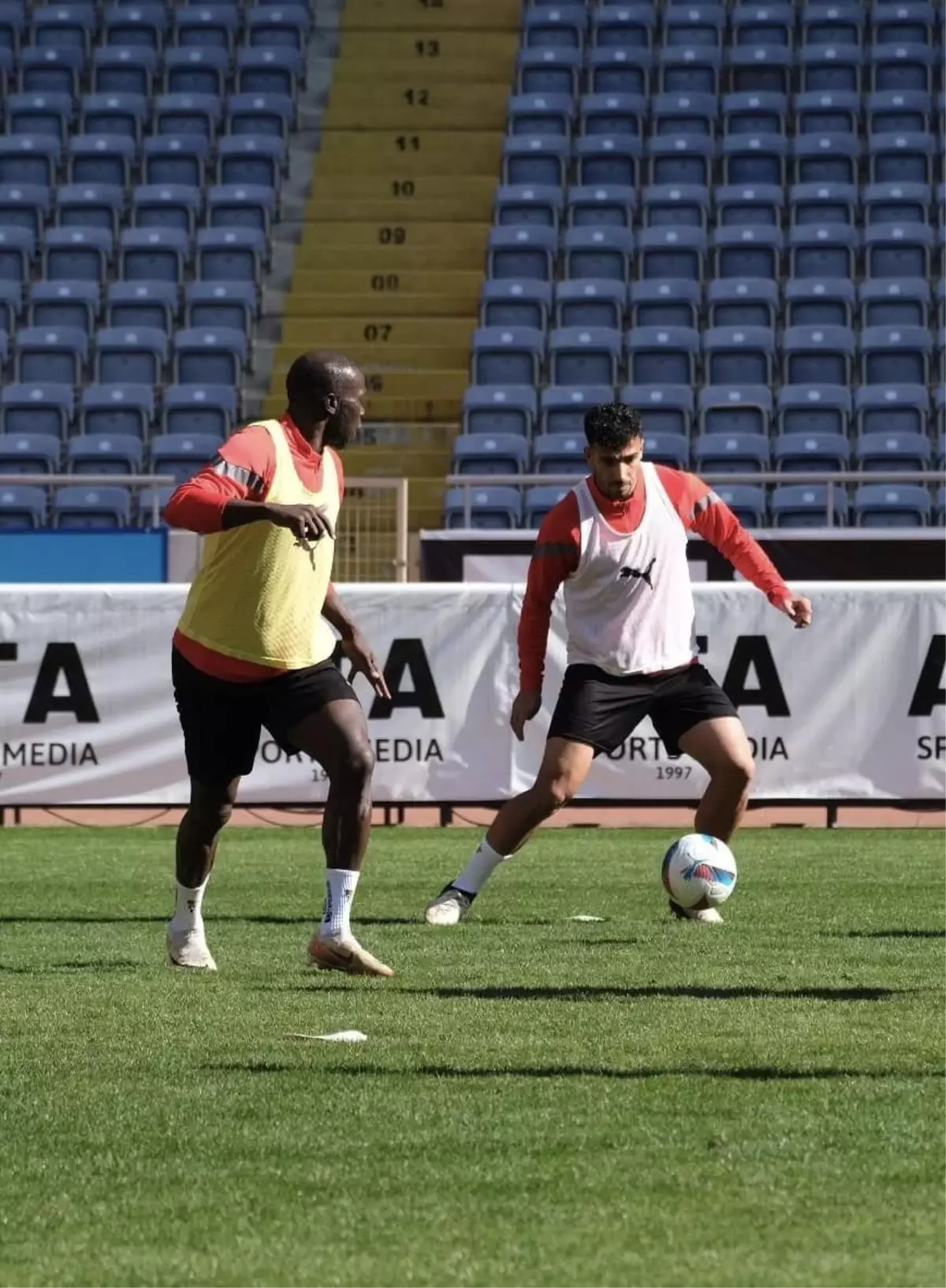 Hatayspor, Kasımpaşa maçı için hazırlıklarını tamamladı. Takımın son durumu, oyuncu