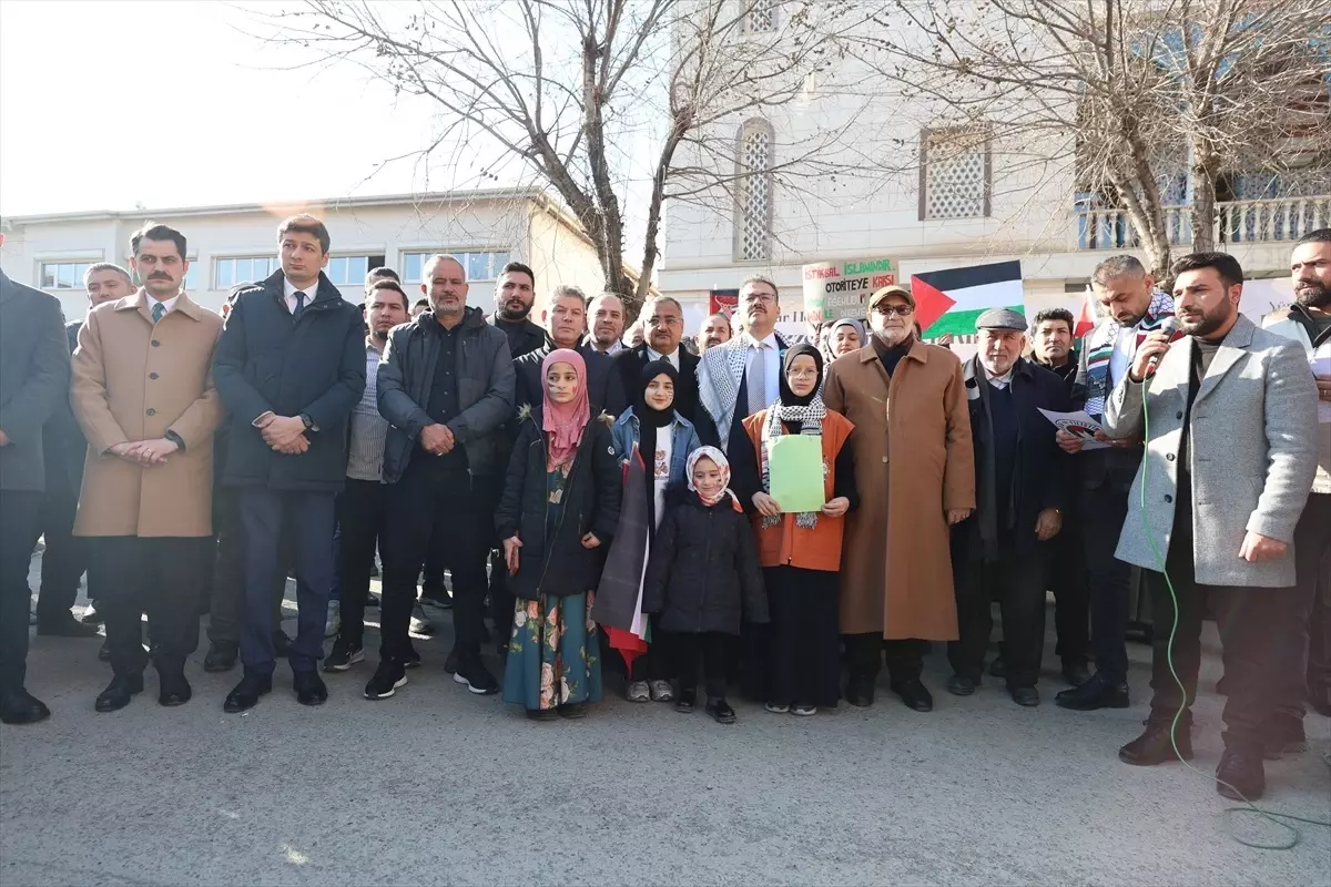 Iğdır'da düzenlenen Gazze için dayanışma etkinliği, bölgedeki insanlara destek olma