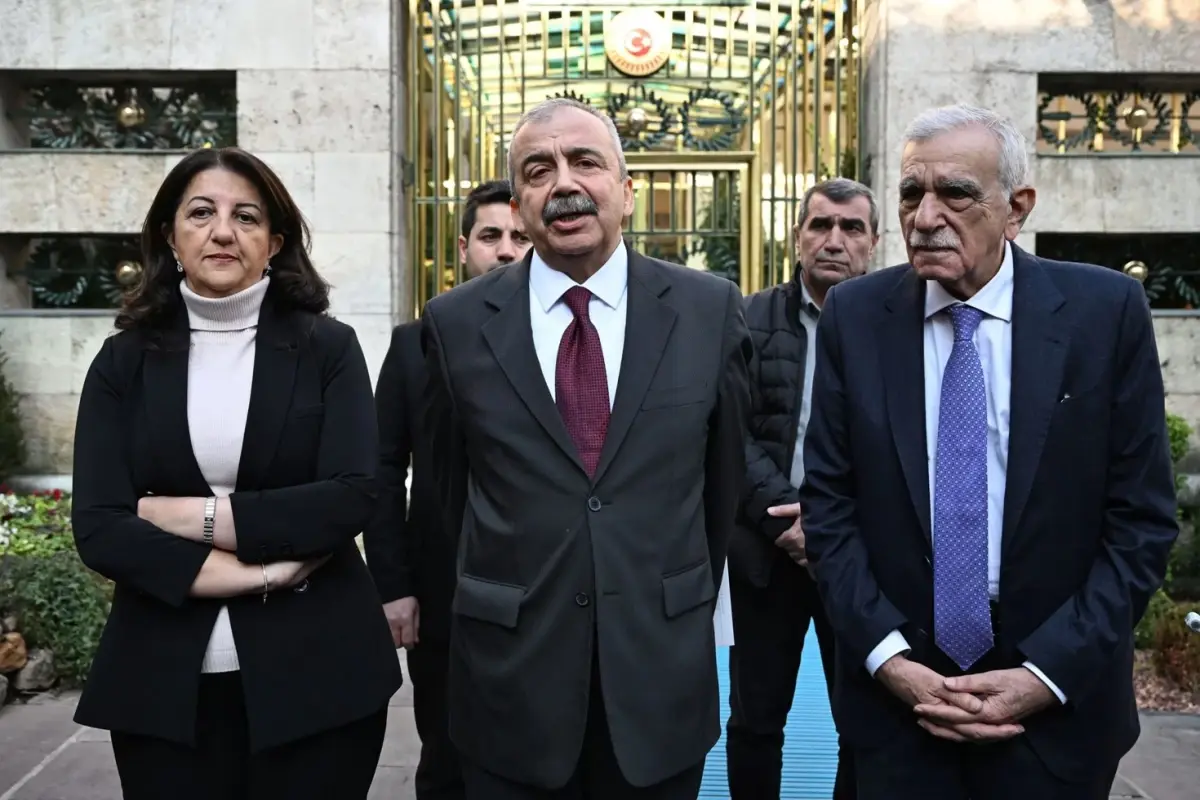 İmralı'da Abdullah Öcalan ile DEVA Partisi heyetinin gerçekleştirdiği görüşme, siyasi
