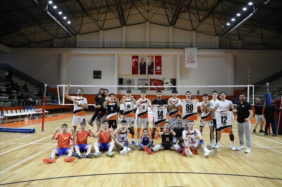 TVF 2. Lig 20. Hafta müsabakaları kapsamında İnegöl Belediyespor erkek