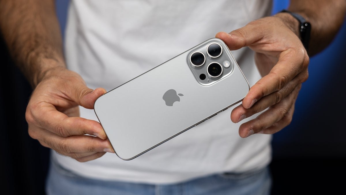 iPhone 16 Pro ve Pro Max modelleri, düşük satış rakamlarıyla