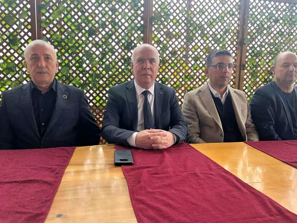 İsmail Candemir, PKK'ya yönelik sert mesajlar vererek Eskişehir'in sorunlarına da