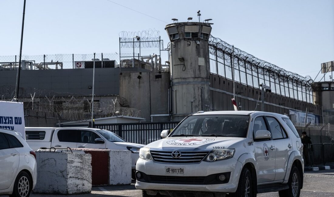 İsrail ile Hamas arasında esir takas süreci devam ediyor. Tarafların