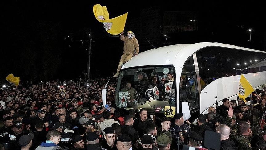 İsrail'den Rehinelerle İlgili Açıklama