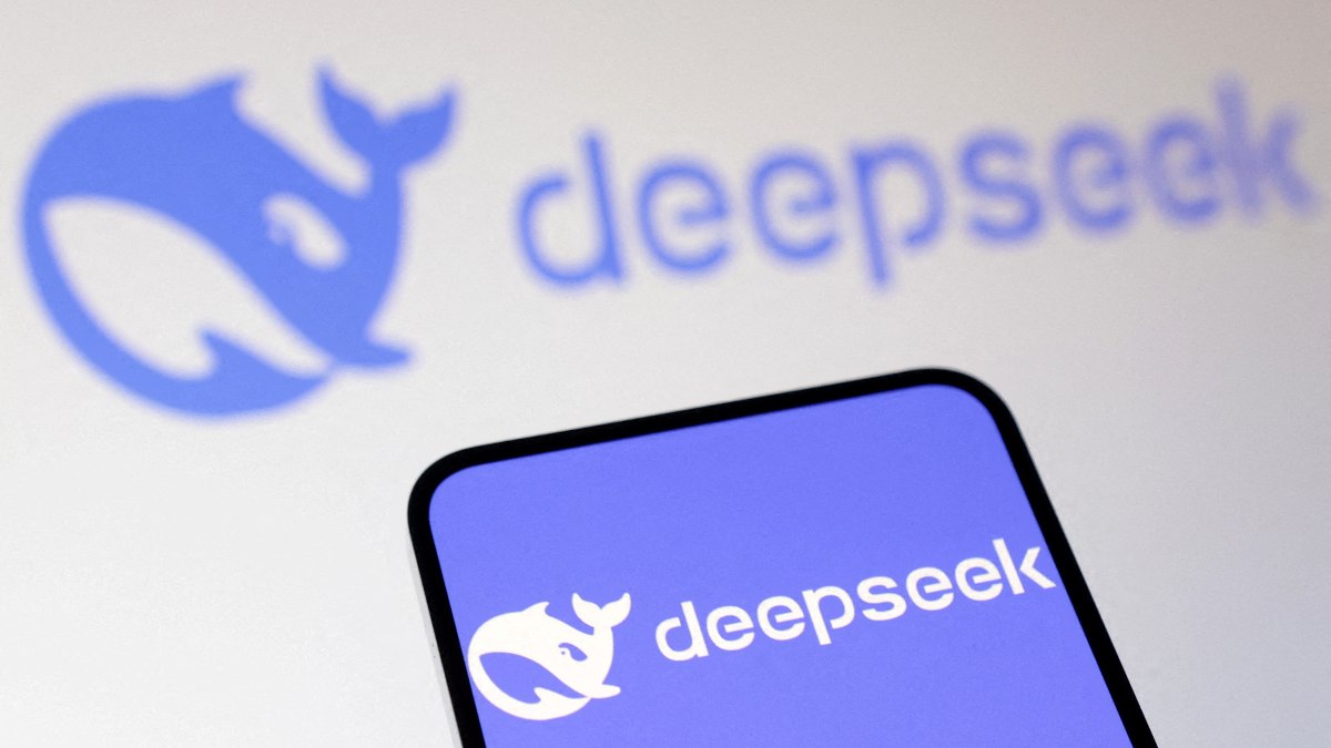 İtalya, DeepSeek Chatbot'a erişim engeli getirerek dijital iletişimi etkiledi. Bu