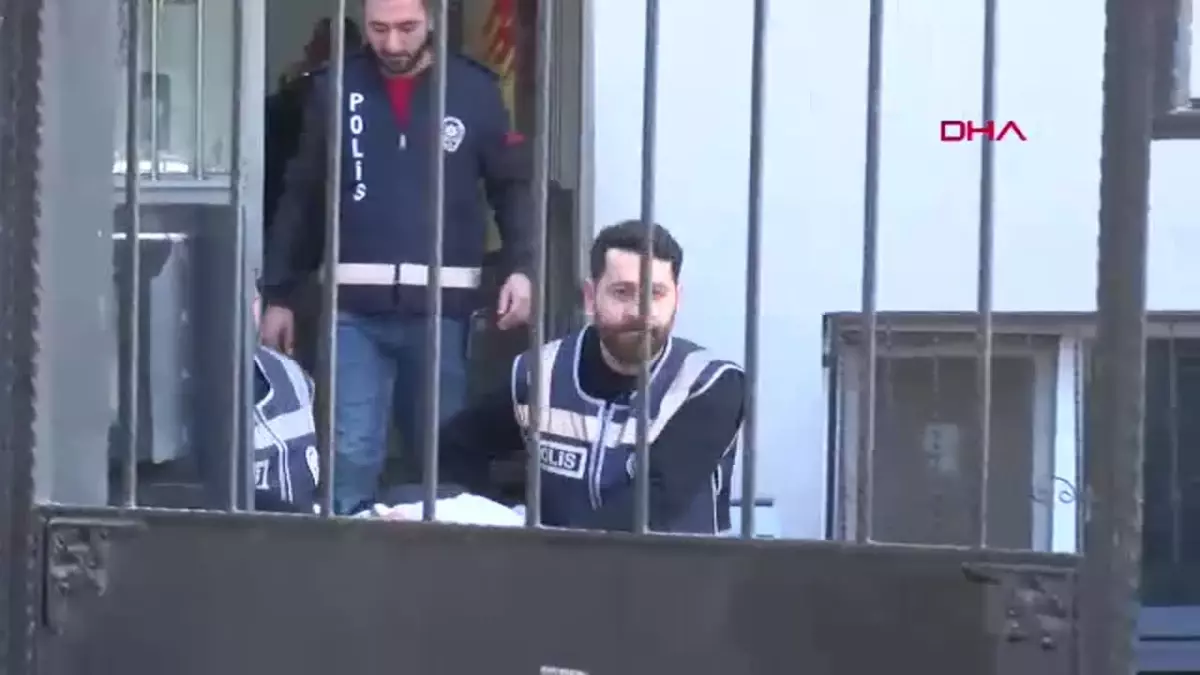 İzmir'de boşanma aşamasındaki eşine tehditte bulunan sanığın tahliye edilmesi, hukuk