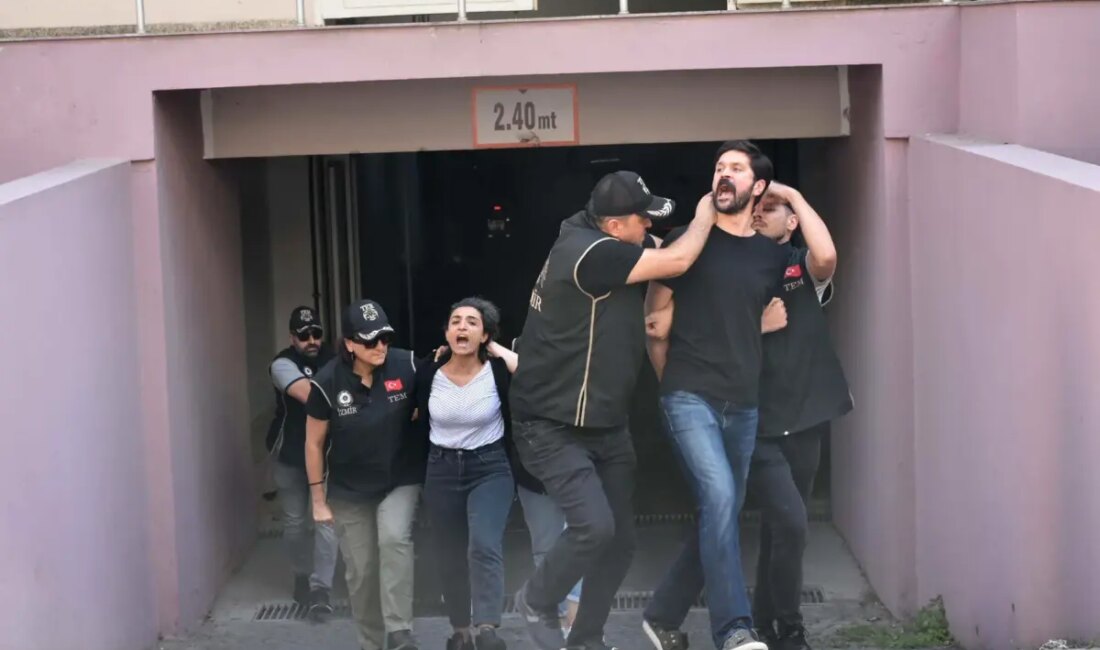 İzmir'de HDP eski il eş başkanı Vedat Çınar Altan'a yönelik