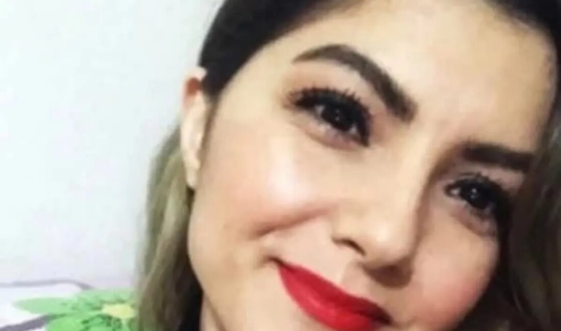 İzmir'de hemşire Özge Özçelik Pala'nın trajik ölümü, sağlık camiasını derinden