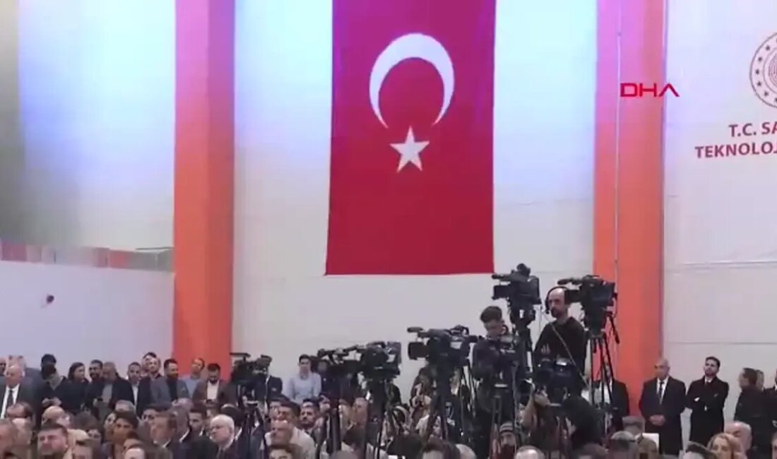 İzmir'de yeşil teknoloji yatırımları ve güneş enerjisi üretimi ile sürdürülebilir