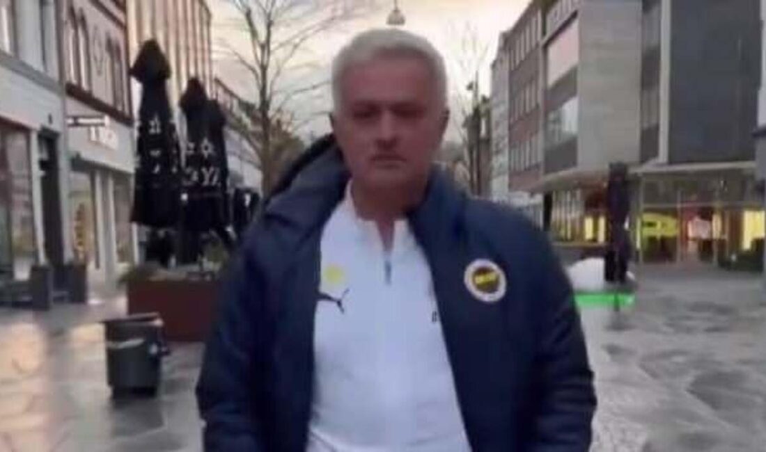 Jose Mourinho, Fenerbahçe maçı öncesi sosyal medya üzerinden ilginç bir