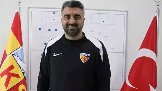 Kayserispor, Teknik Direktör Sinan Kaloğlu ile yollarını ayırdı. Bu önemli