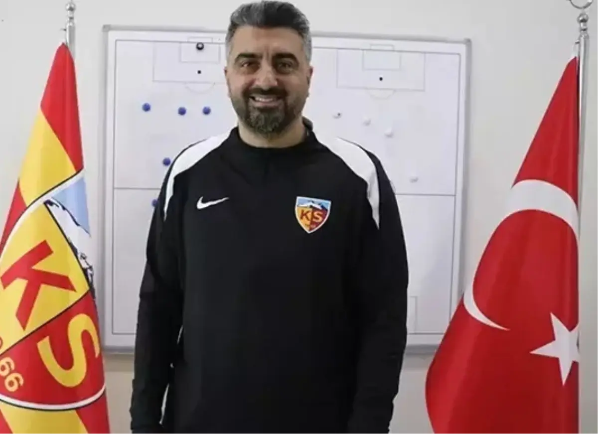 Kayserispor, Teknik Direktör Sinan Kaloğlu ile yollarını ayırdığını duyurdu. Takımın