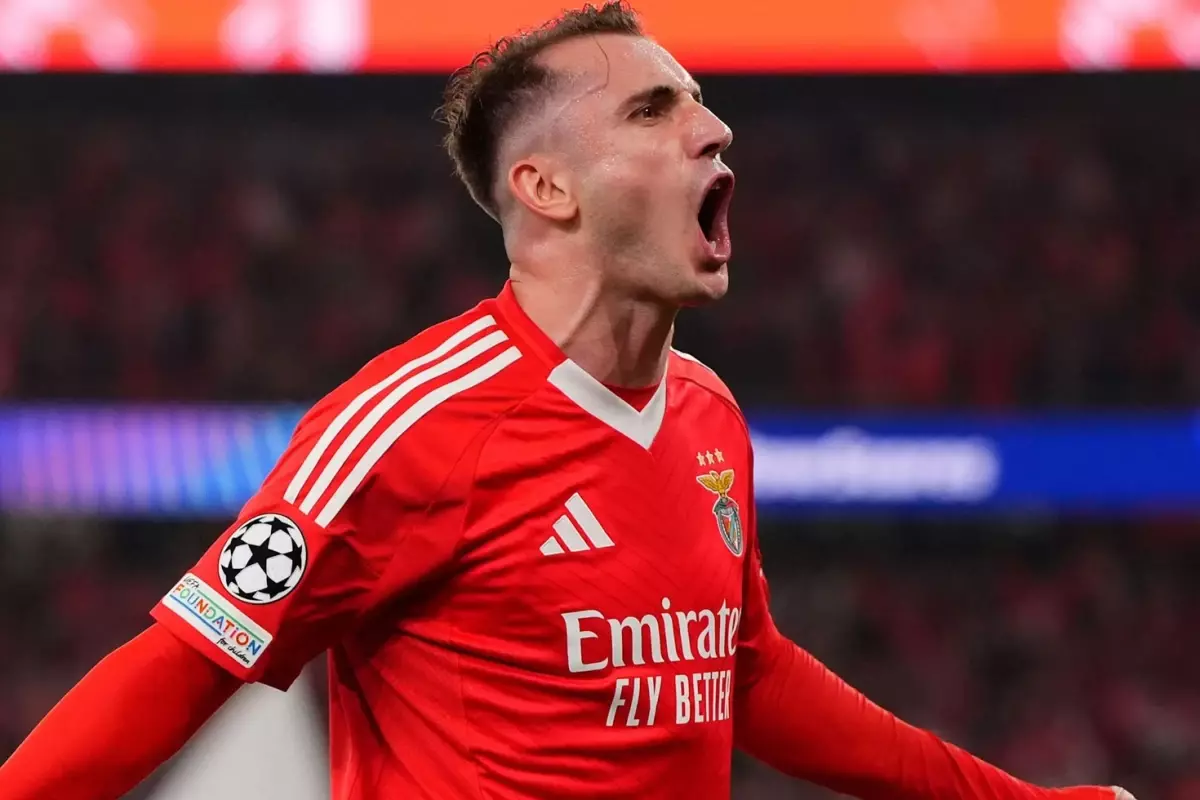 Kerem Aktürkoğlu, Galatasaray taraftarına sert bir yanıt vererek dikkatleri üzerine