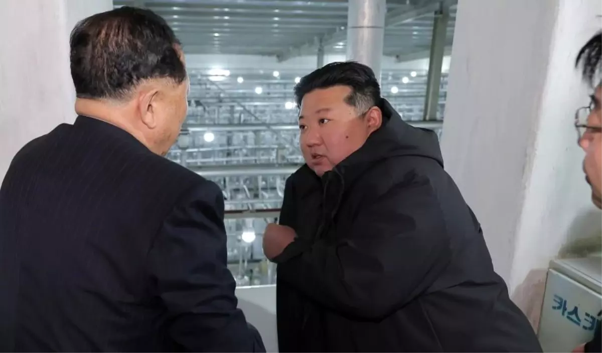 Kim Jong-Un'un nükleer malzeme üretim tesisine yaptığı ziyaret, Kuzey Kore'nin