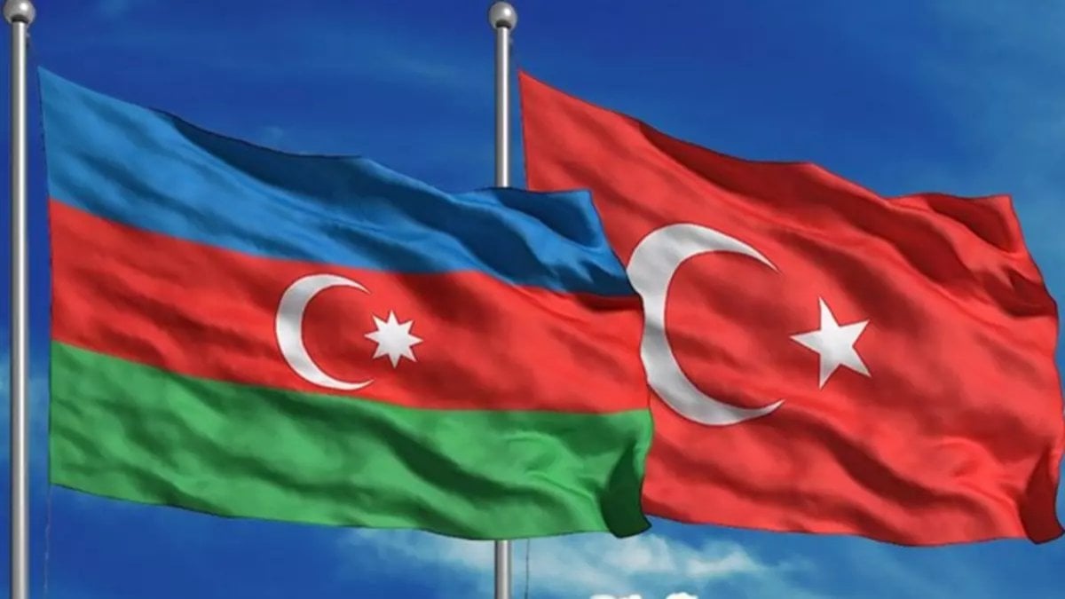 Azerbaycan Dışişleri Bakanlığı, Bolu'daki otel yangında 10 kişinin hayatını kaybetmesi