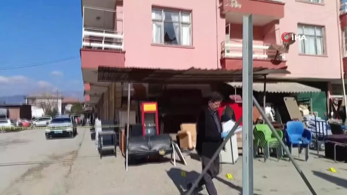 Kozan'da haraç isteyen şahıslar, iş yerini kurşunlayarak korku saldı. Olayın