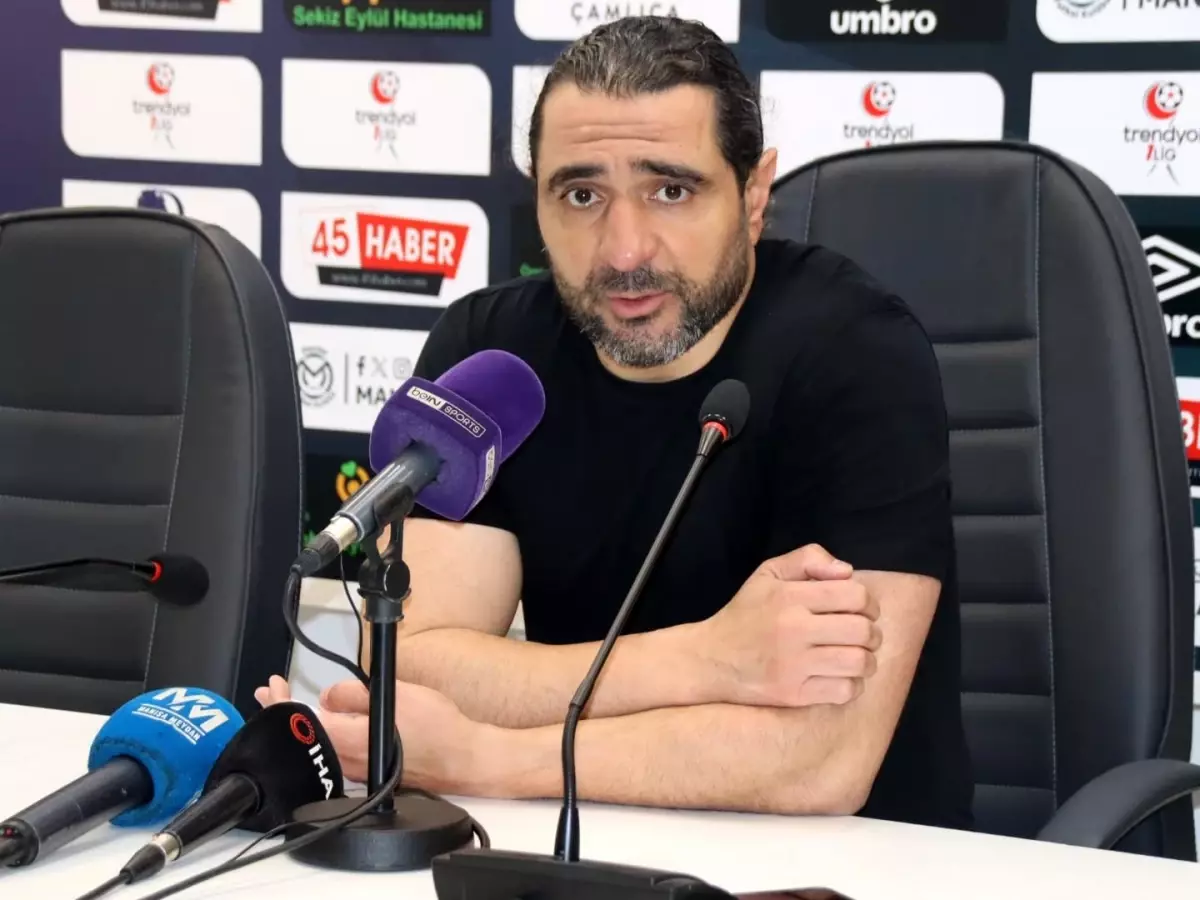 Manisa FK ve Ümraniyespor arasındaki maç sonrası teknik direktörlerin açıklamalarıyla