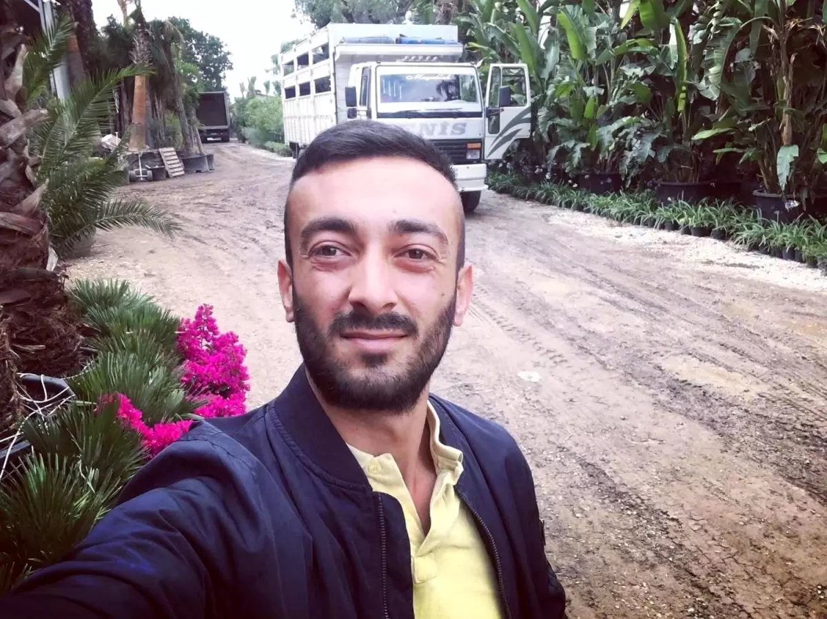 Manisa Kula'da meydana gelen bıçaklı kavgada 1 kişi hayatını kaybetti,