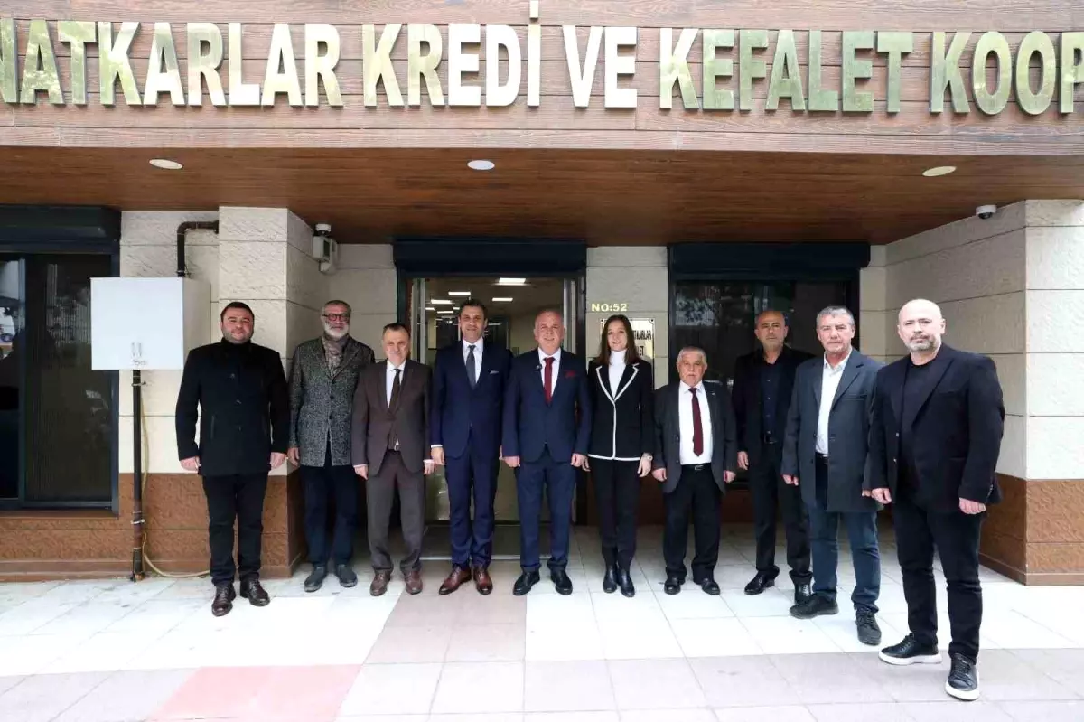 Manisa'da Esnaf ve Sanatkarlar Kredi ve Kefalet Kooperatifi'ne hayırlı olsun
