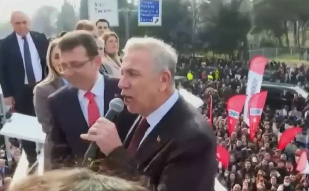 Mansur Yavaş, Ekrem İmamoğlu'na destek vererek İstanbul'un geleceği için birlik