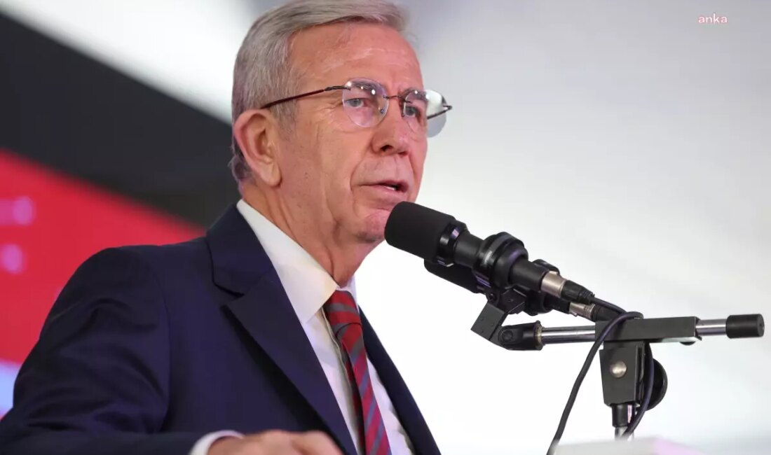 Mansur Yavaş, İmamoğlu'na destek verirken, soruşturma sürecini değerlendirdi. İstanbul'un siyasi