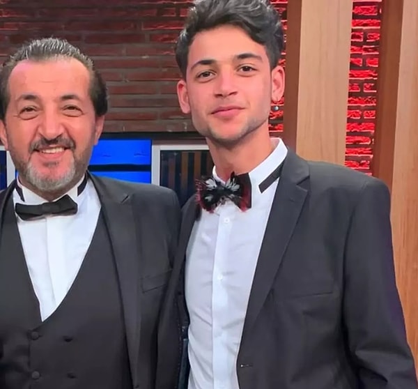 Mehmet Yalçınkaya ve Oğlu Utkan'ın Kristal Marmara Ödülleri'nde Büyüleyici Anları