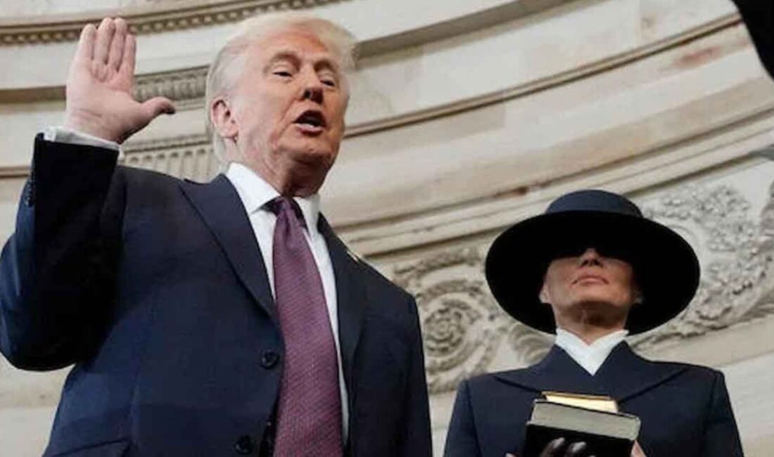 Melania Trump, ABD'nin 47. Başkanı olarak yemin ederken kocası Donald