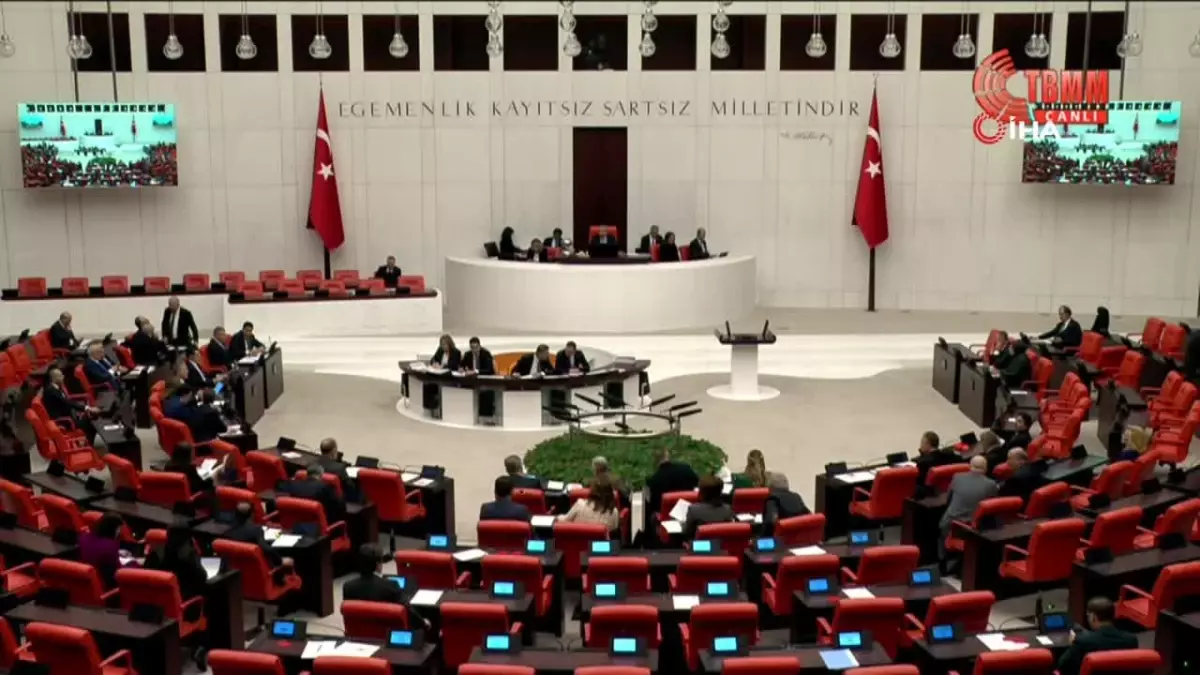 MHP Milletvekili Uysal, tatil döneminde öğrencilere ödev verilmemesi gerektiğini savunarak,