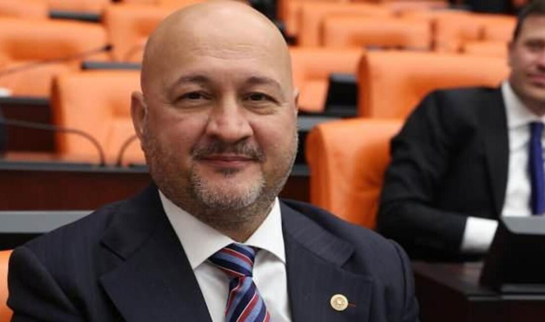 Milletvekili Kurt, yeni ticaret merkezinin bölge ekonomisine katkılarını ve sağladığı