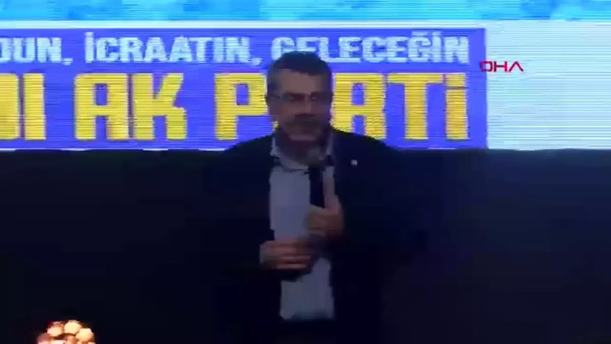 Milli Eğitim Bakanı Yusuf Tekin, Çanakkale'de düzenlenen kongrede eğitimdeki yenilikler,