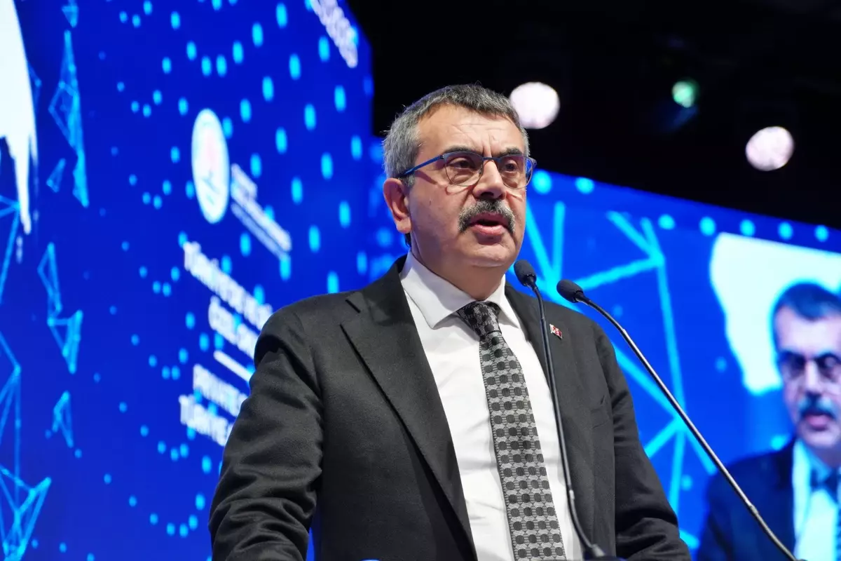 Milli Eğitim Bakanı Yusuf Tekin, özel okullar hakkında önemli açıklamalarda