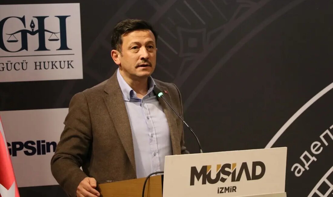 MÜSİAD İzmir Şubesi'nin 25. Olağan Genel Kurulu, önemli isimlerin katılımıyla