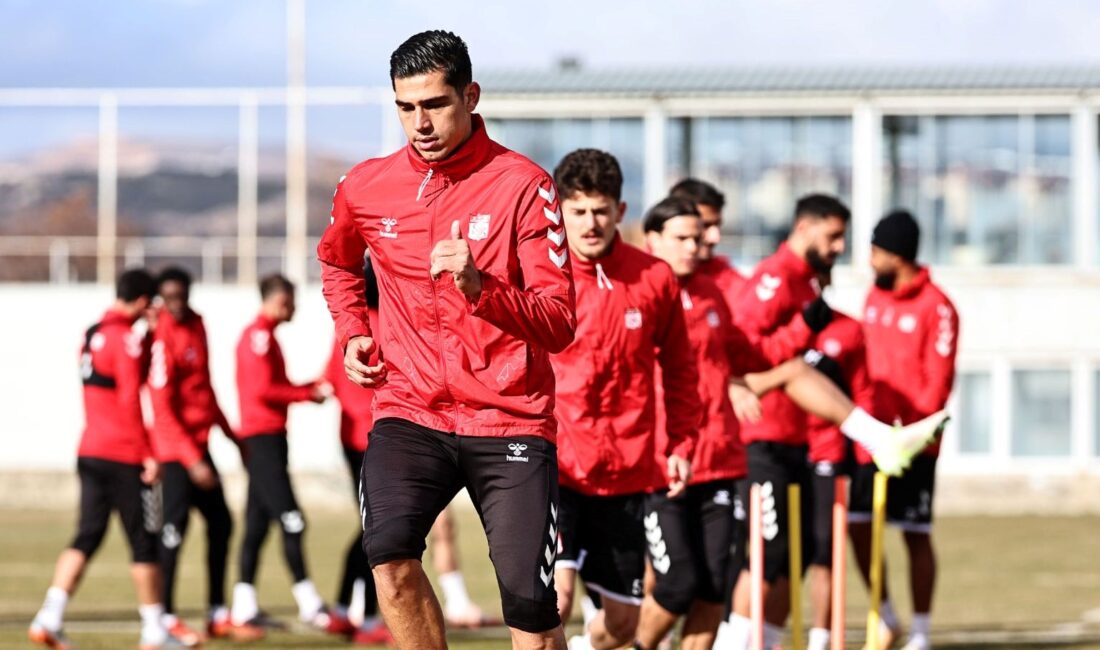 Net Global Sivasspor, Trabzonspor ile deplasmanda zorlu bir mücadeleye çıkıyor.