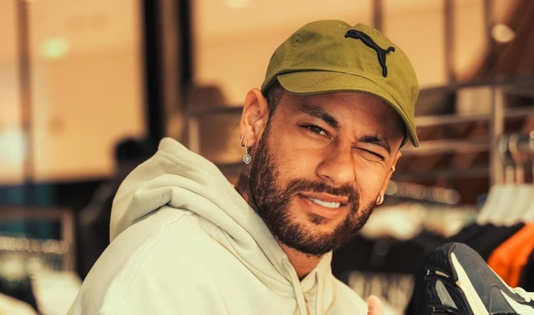 Neymar, kariyerine Santos'ta devam etmek için geri dönüyor. Bu yeni